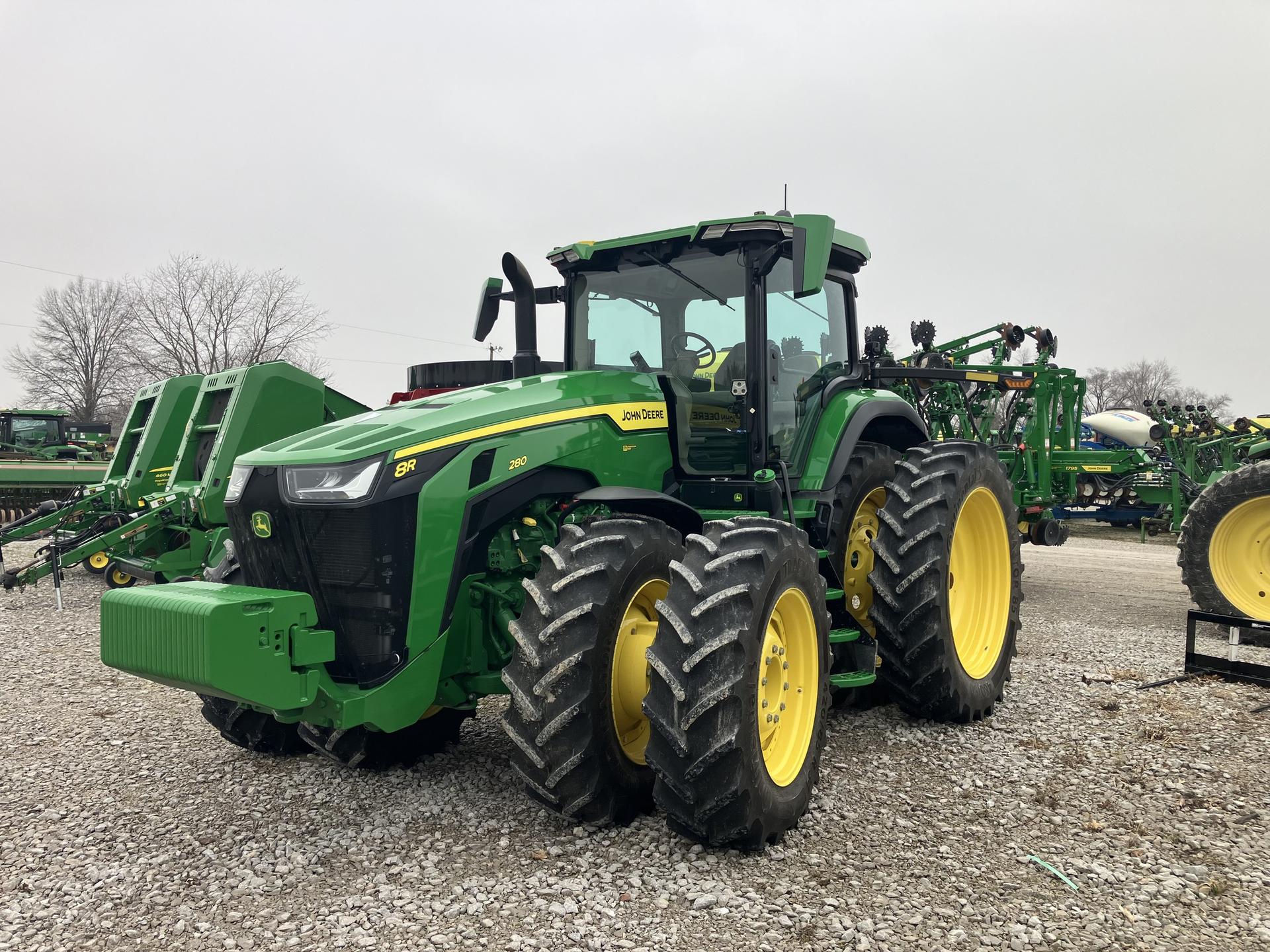 2024 John Deere 8R 280 Image