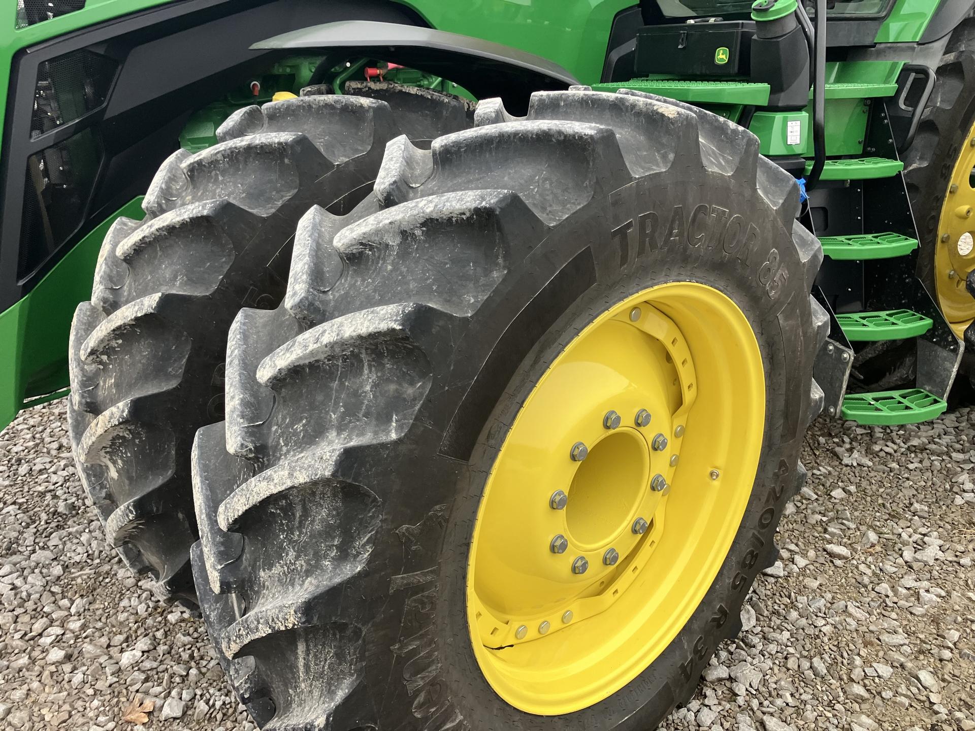 2024 John Deere 8R 280 Image