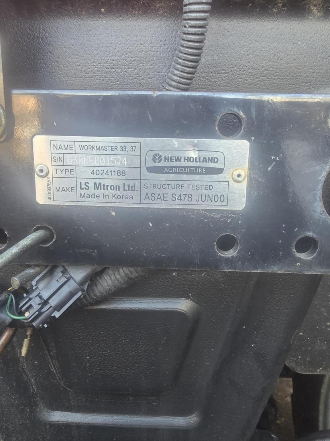 2015 New Holland Workmaster 33 Image