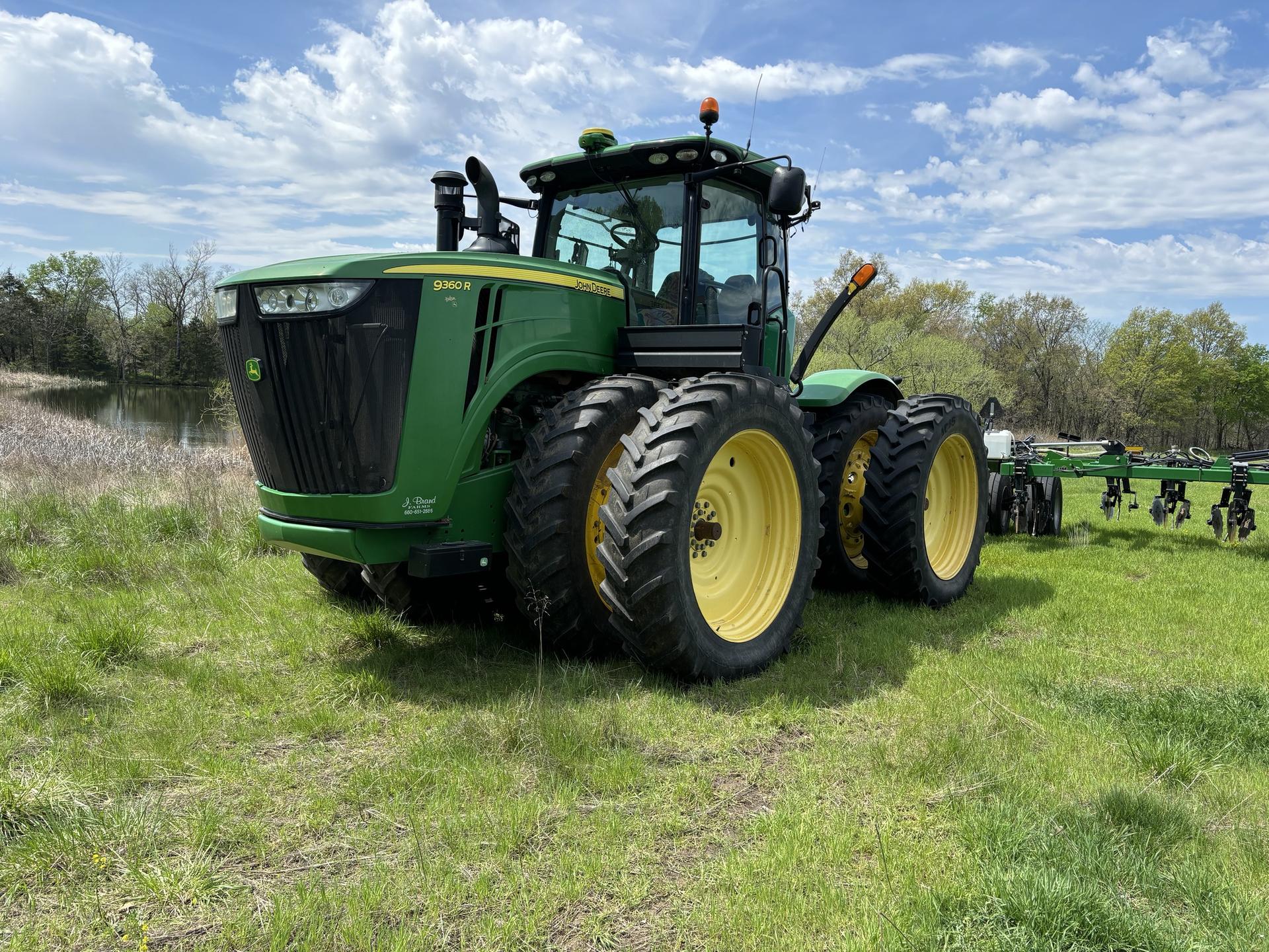 2013 John Deere 9360R Image