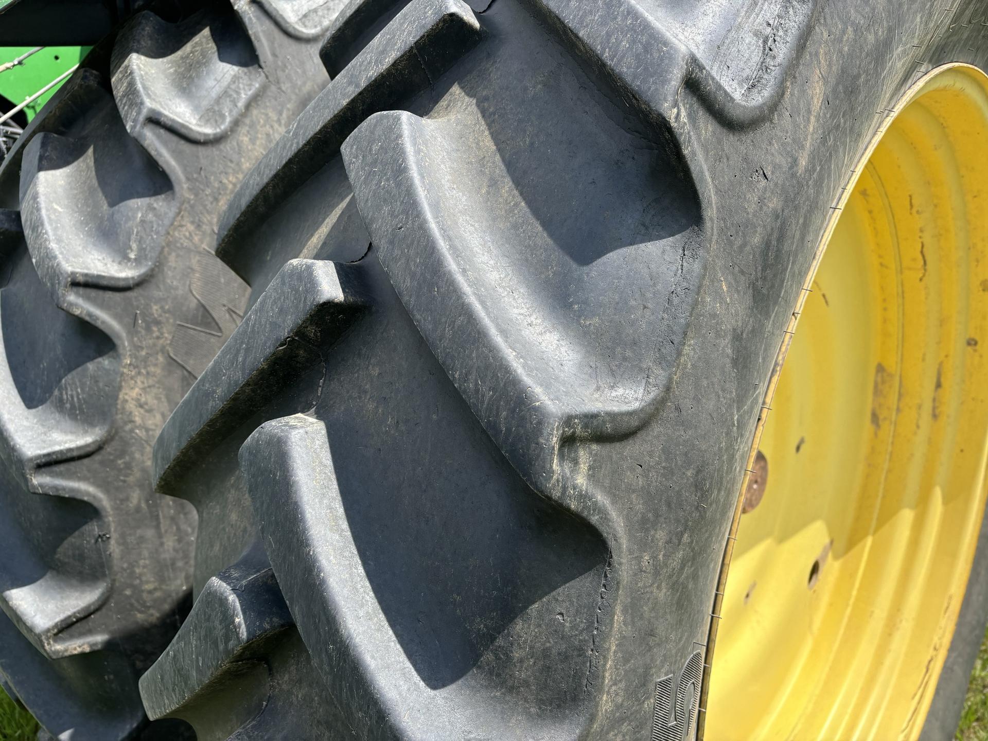 2013 John Deere 9360R Image