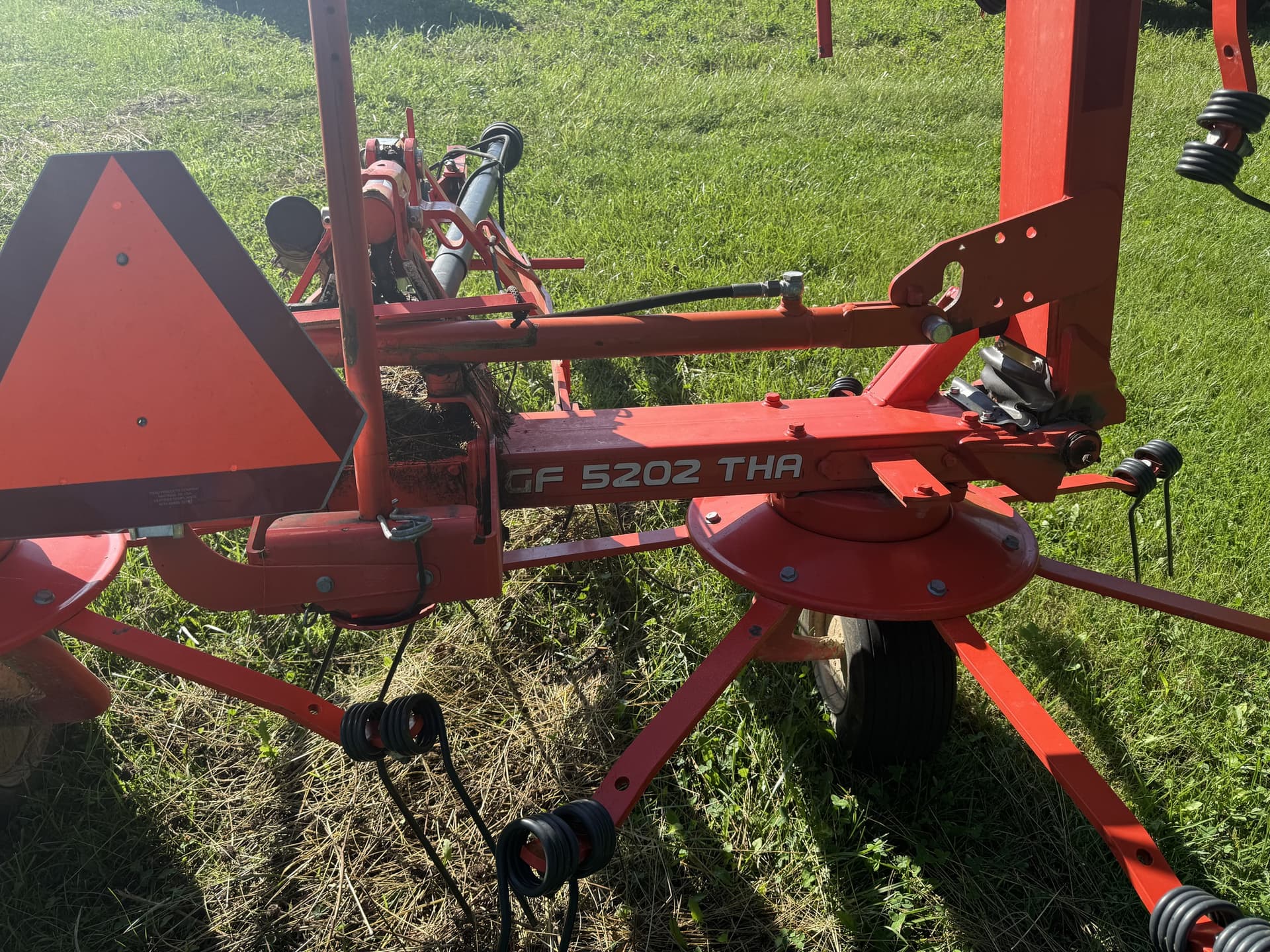 2017 Kuhn GF5202THA Image