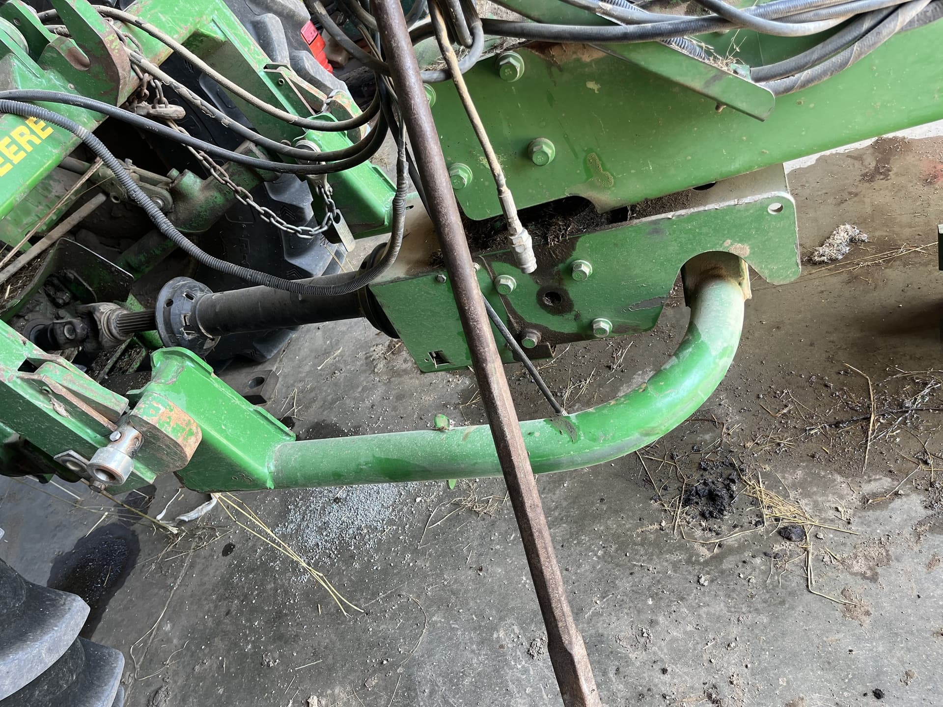 2006 John Deere 735 Image