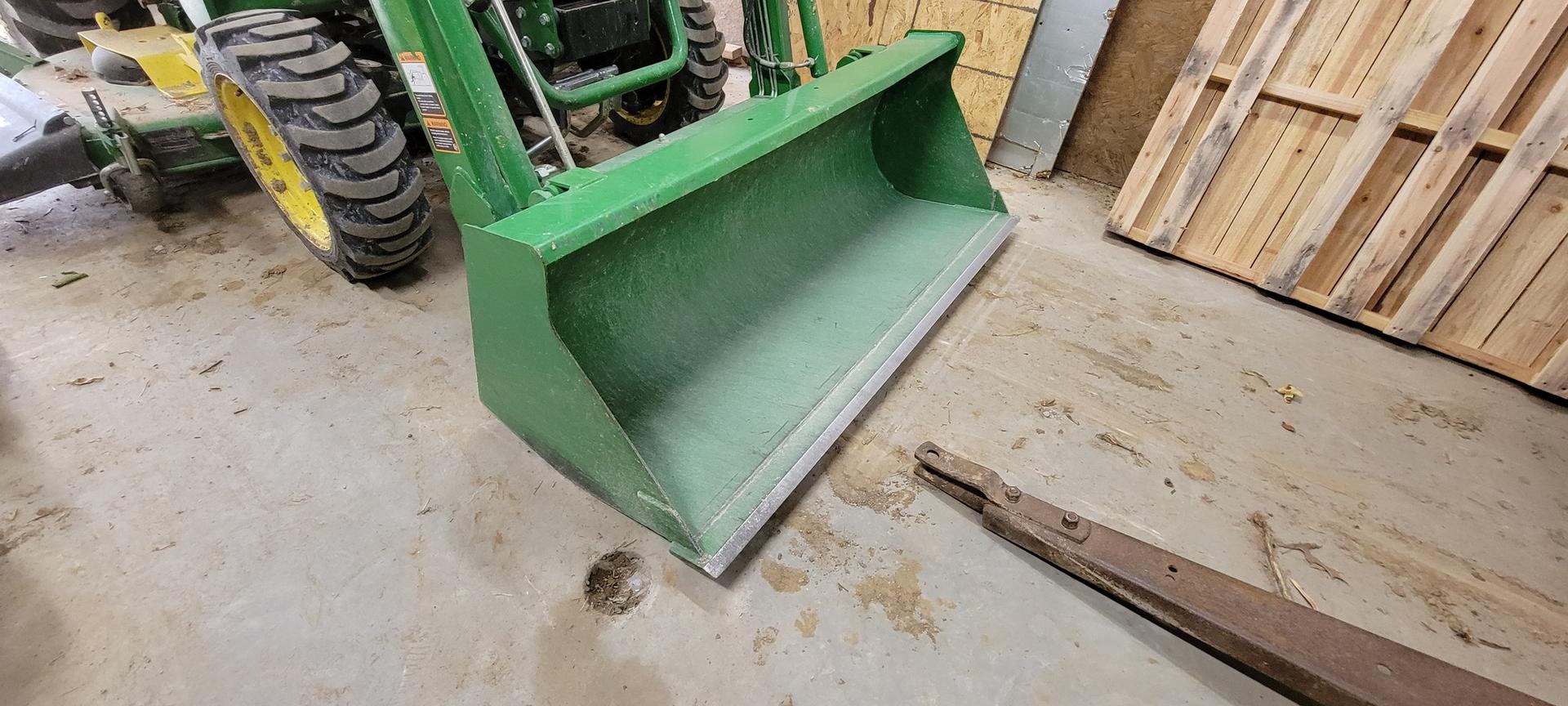 2021 John Deere 220R Image