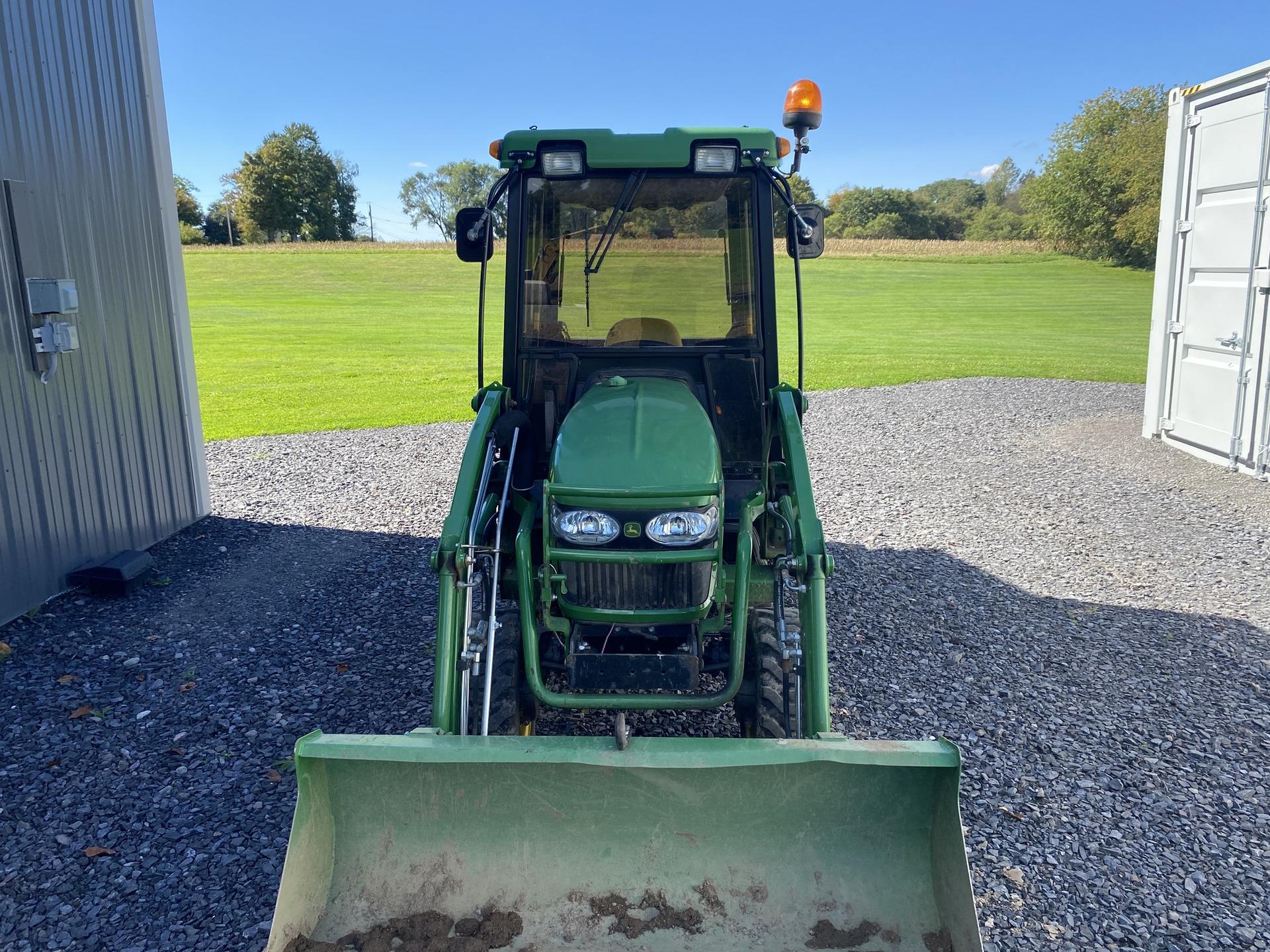 2014 John Deere 2025R Image