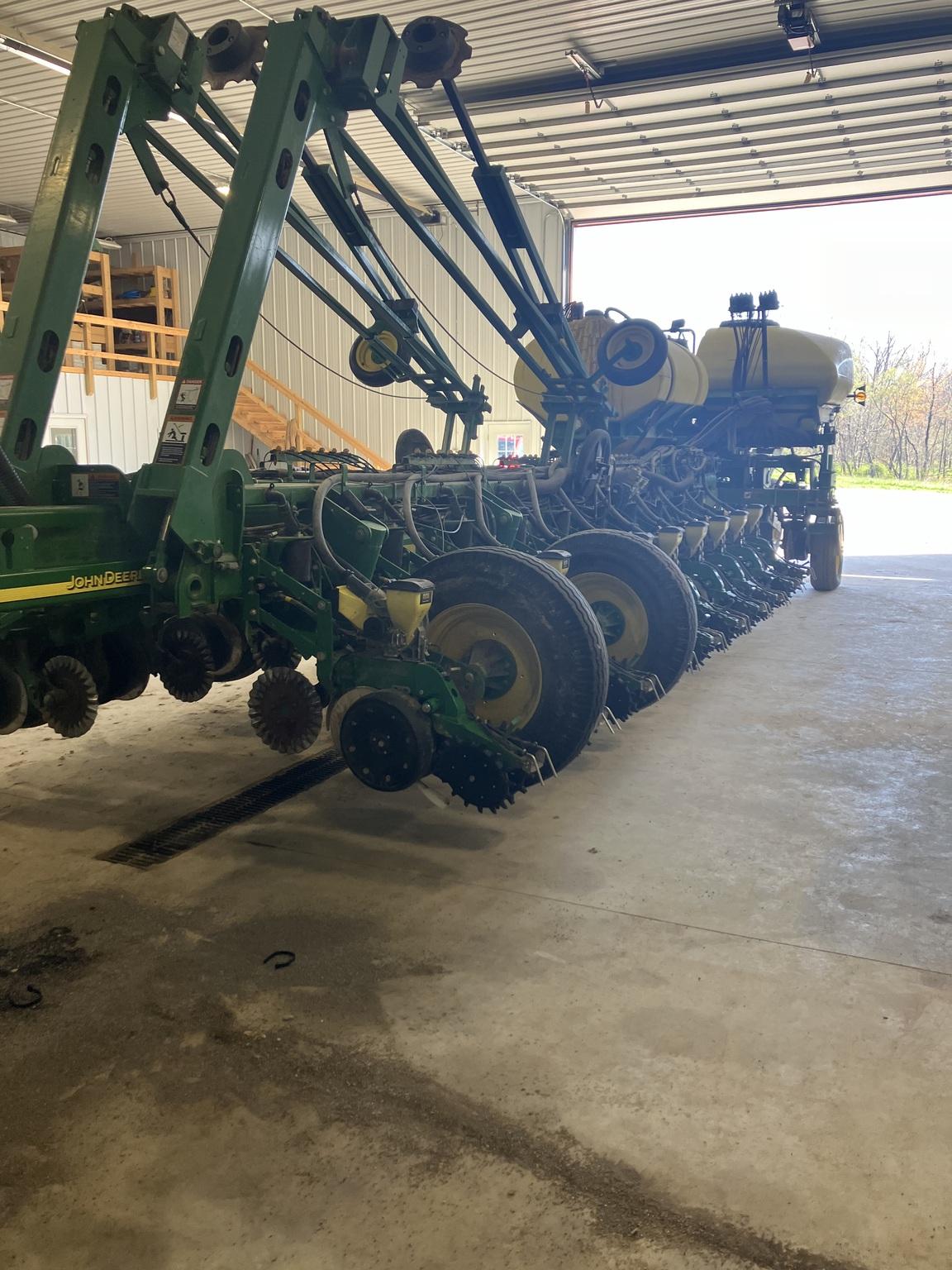 2014 John Deere 1770NT Image