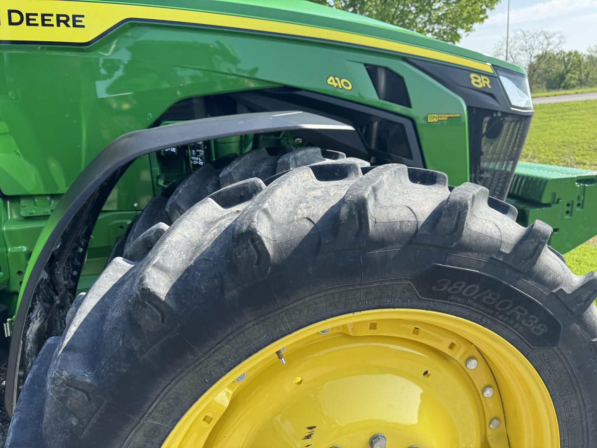 2024 John Deere 8R 410 Image