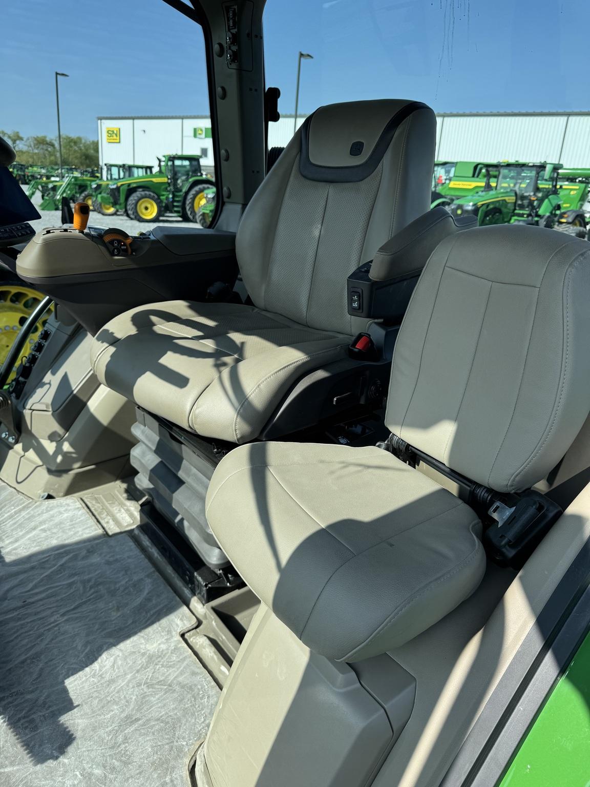 2024 John Deere 8R 410 Image