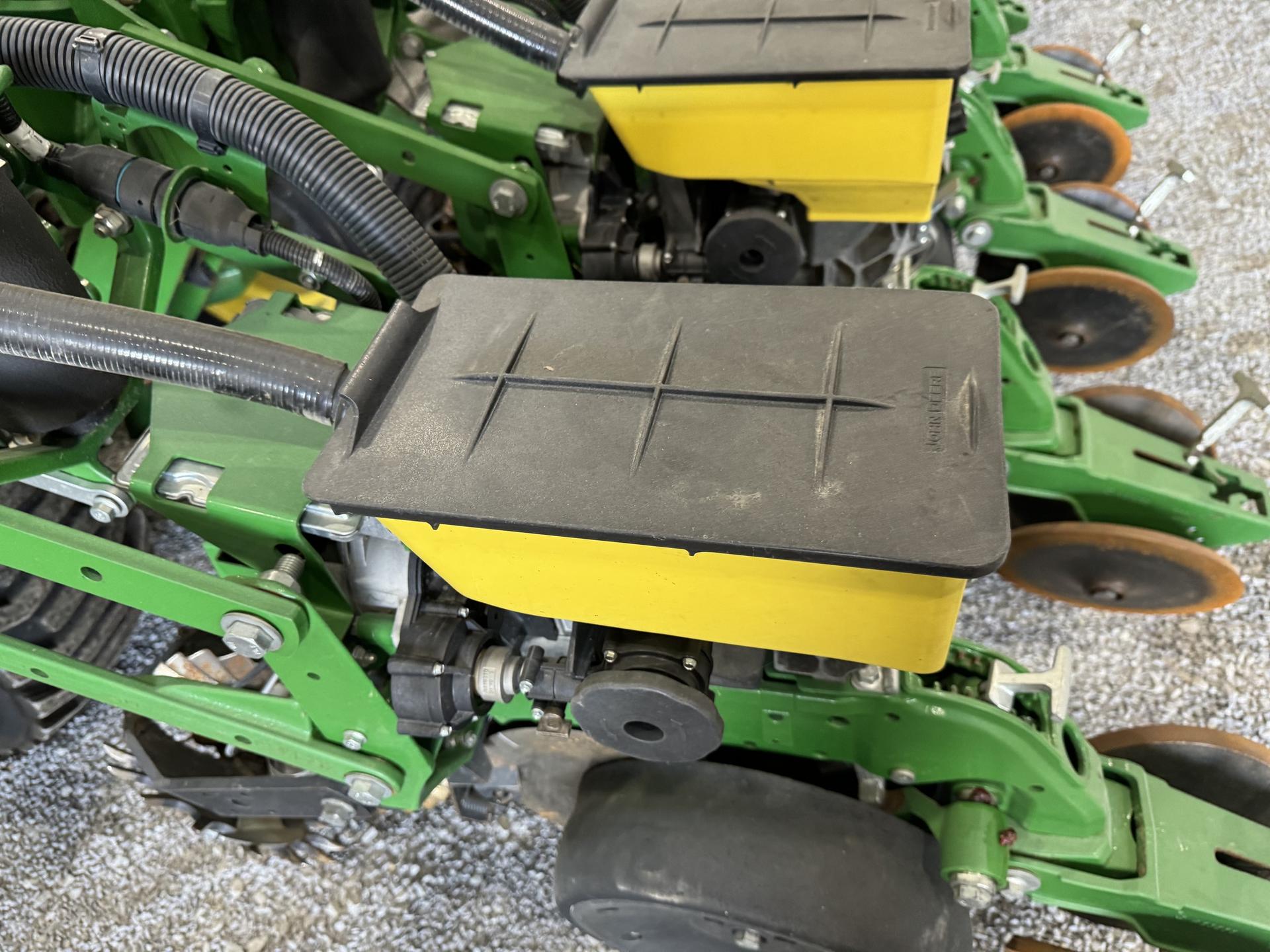2020 John Deere DB60 Image