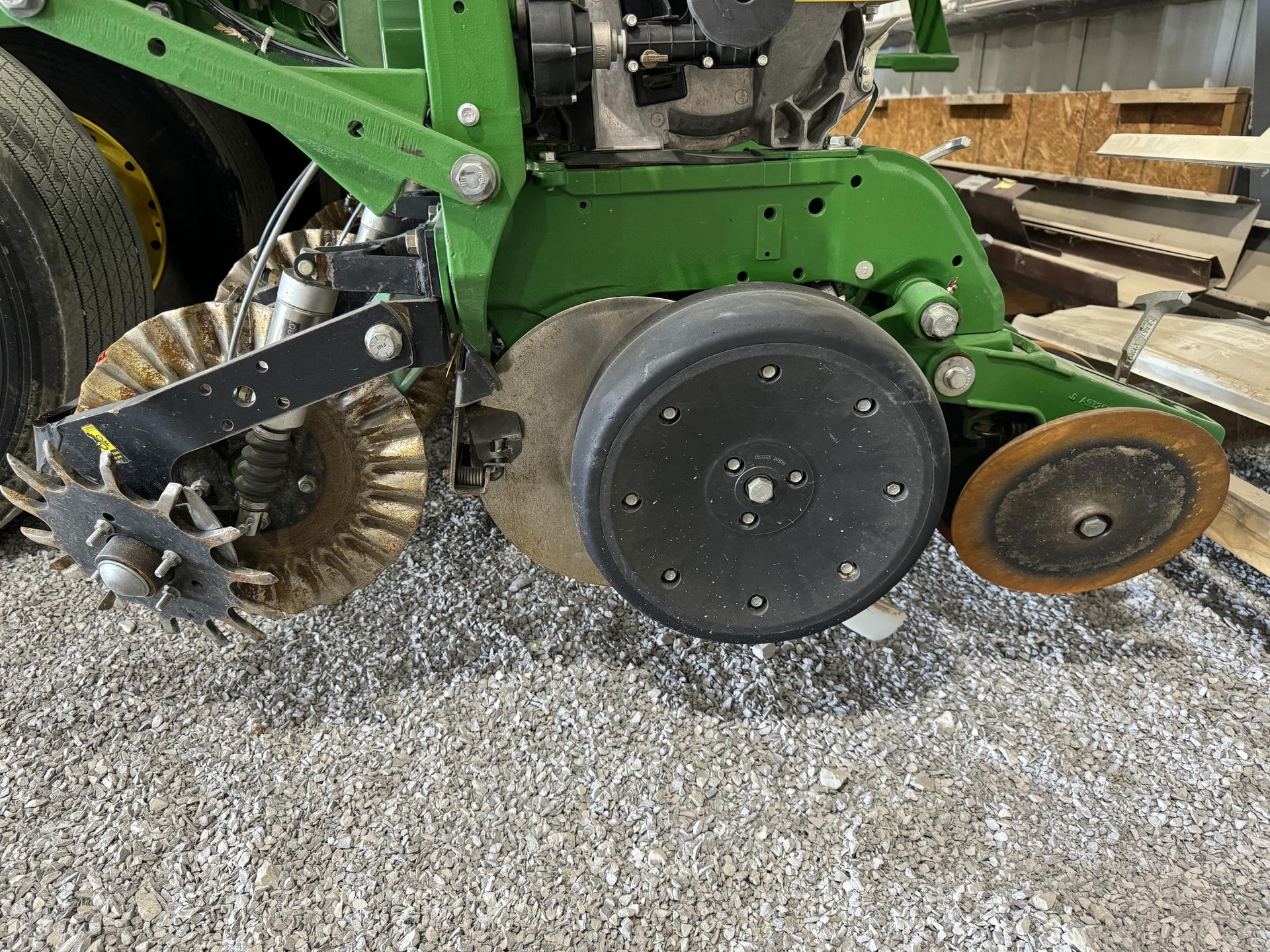 2020 John Deere DB60 Image