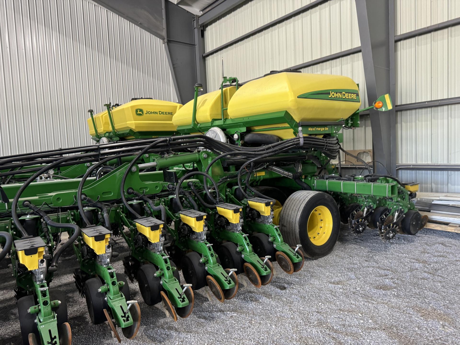 2020 John Deere DB60 Image