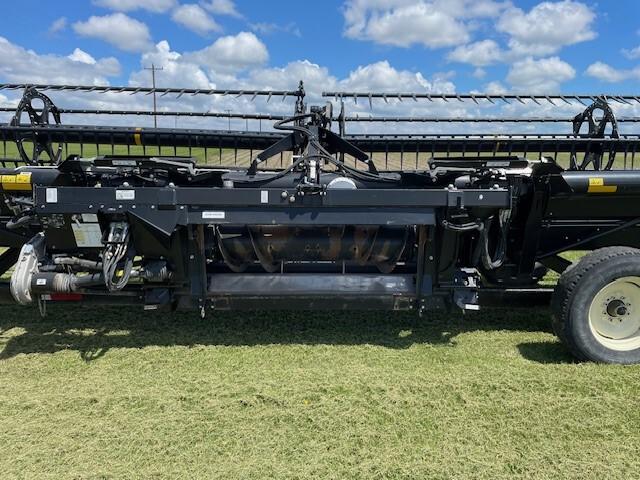 2017 MacDon FD75-40 Image
