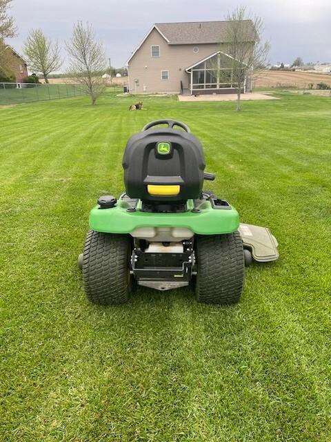 2015 John Deere X360 Image