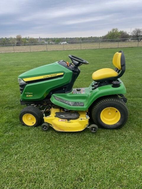 2015 John Deere X360 Image