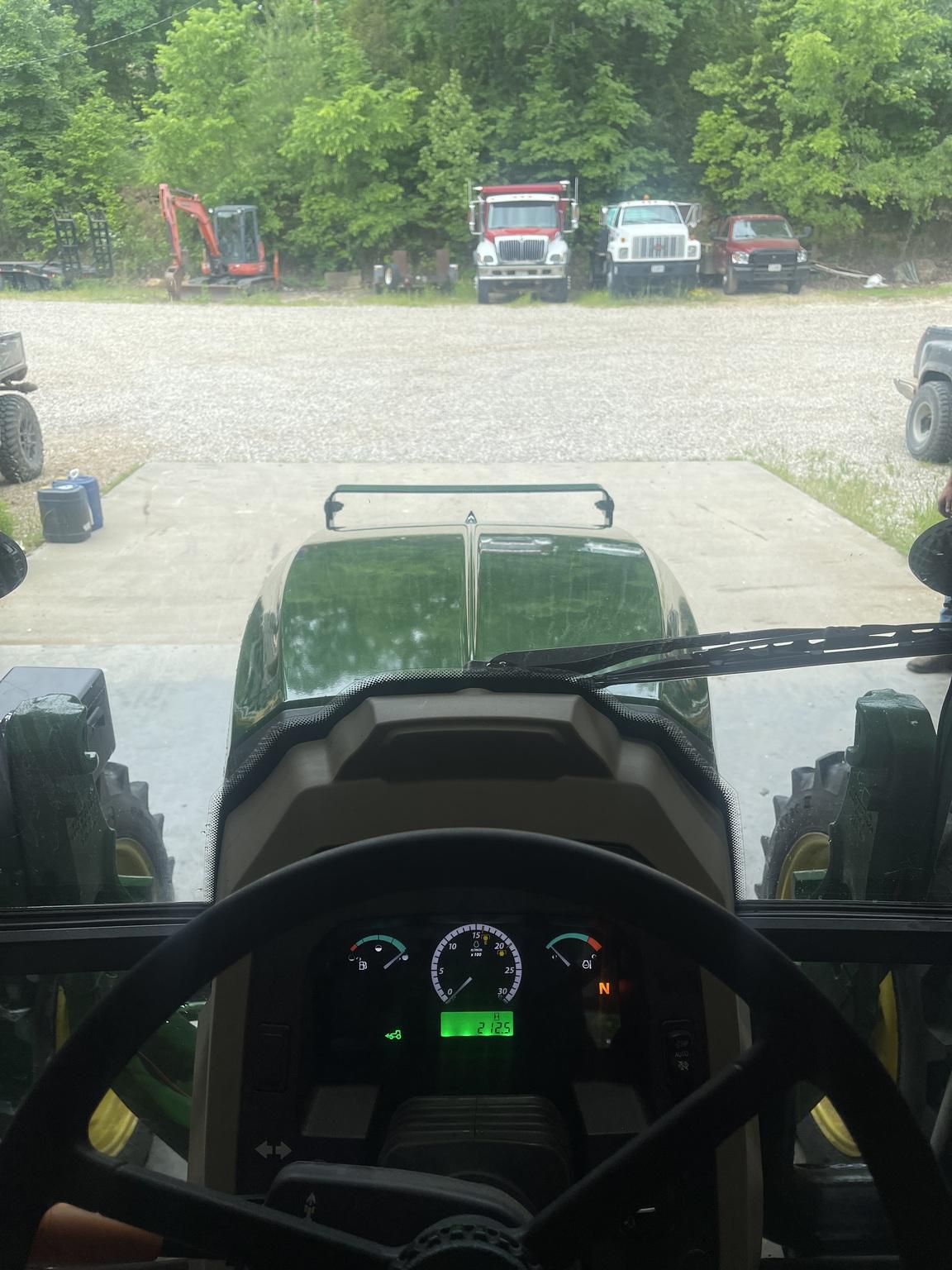 2022 John Deere 5075E Image