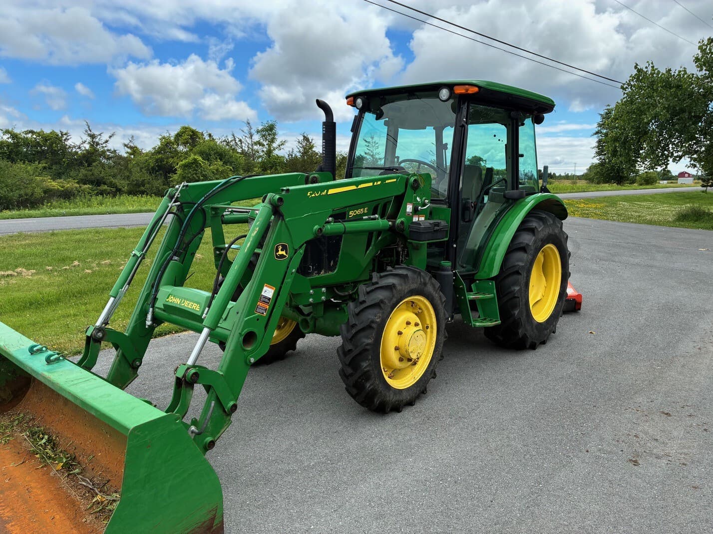2018 John Deere 5065E Image