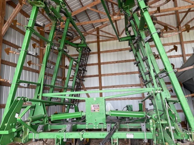 2007 John Deere 2210 Image