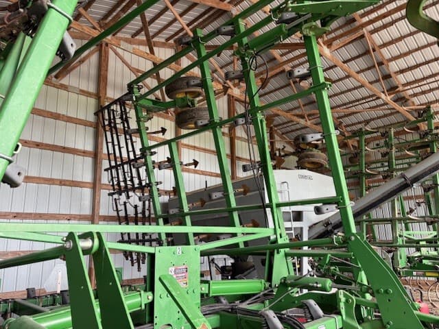2007 John Deere 2210 Image