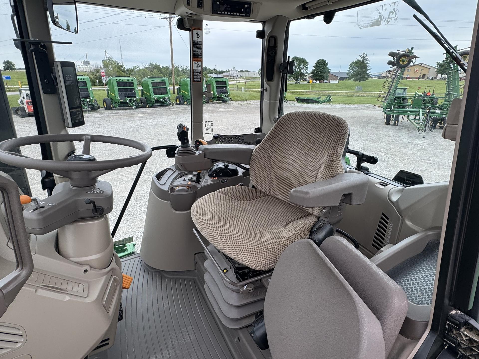 2023 John Deere 6175M Image