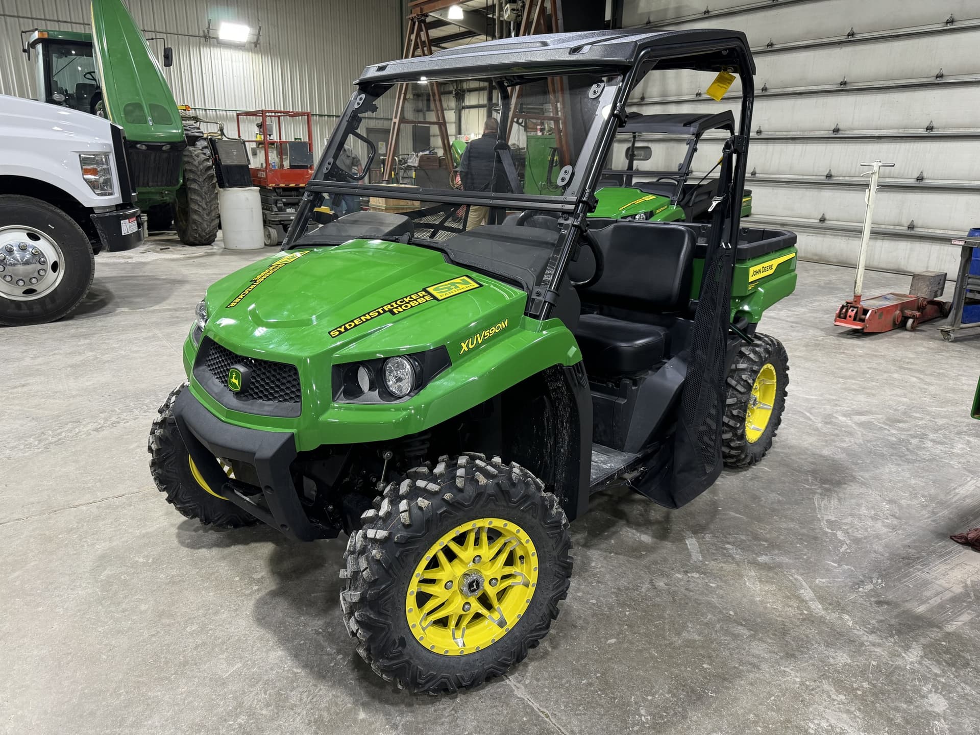 2023 John Deere XUV 590M Image