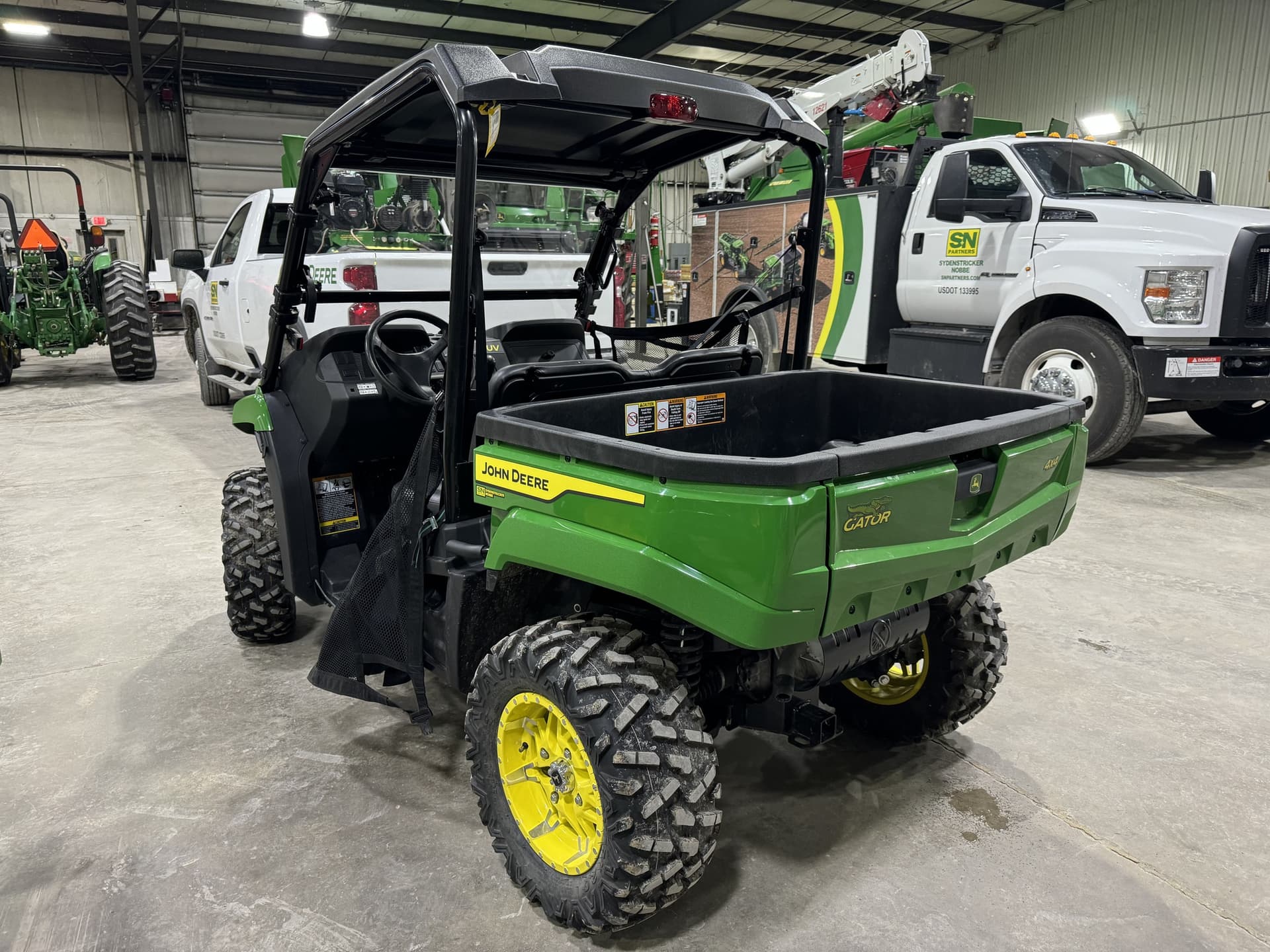 2023 John Deere XUV 590M Image
