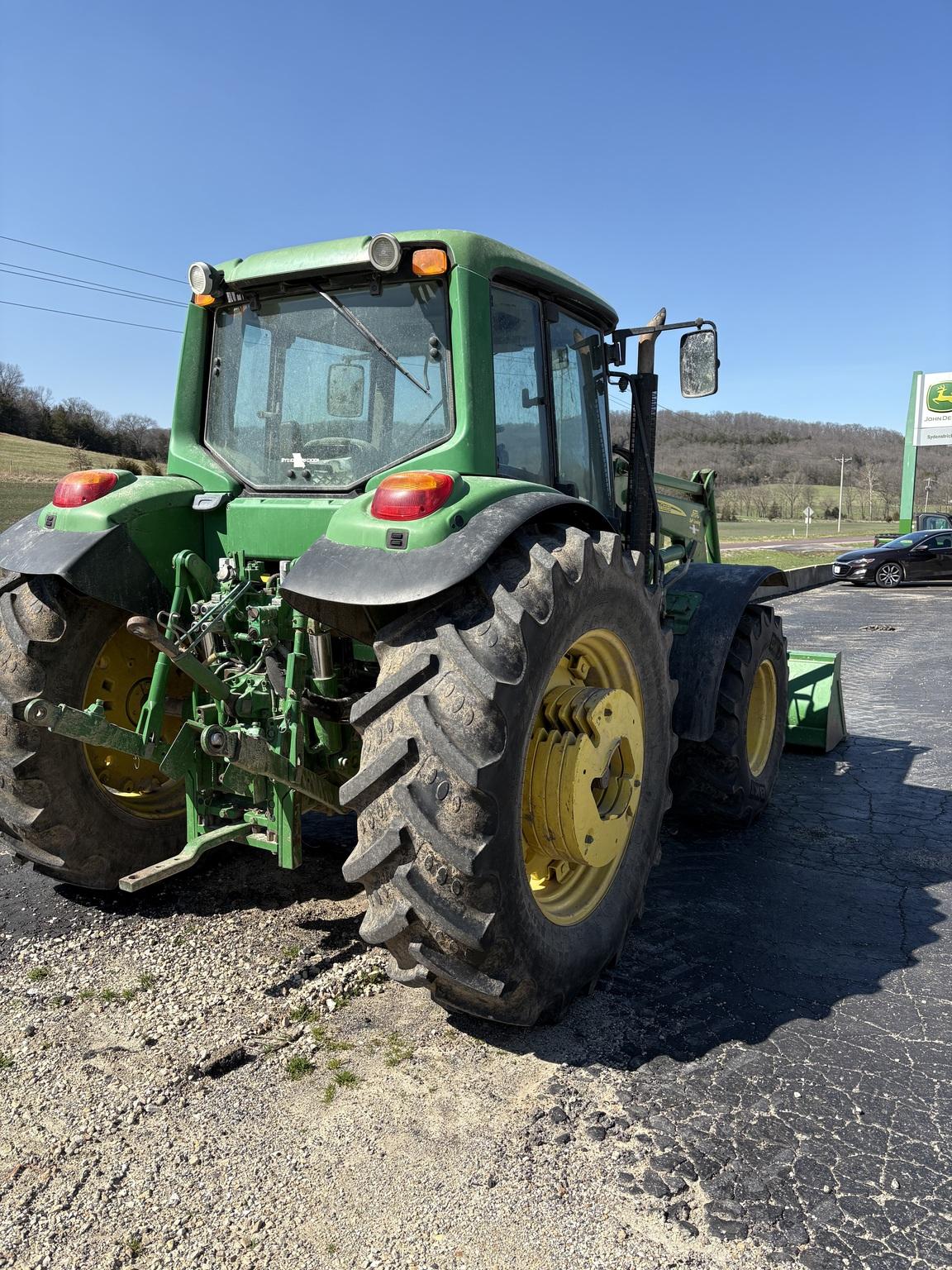 2011 John Deere 6430 Premium Image