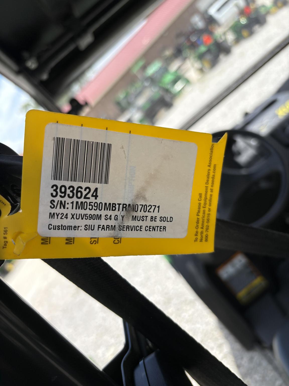 2024 John Deere XUV 590M S4 Image