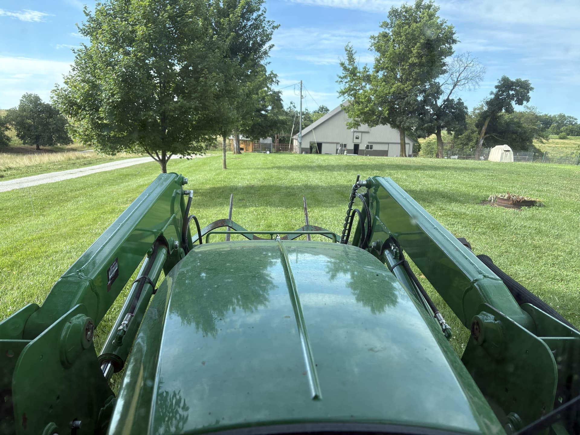 2015 John Deere 5085E Image