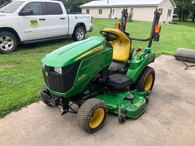 2015 John Deere 1023E Image