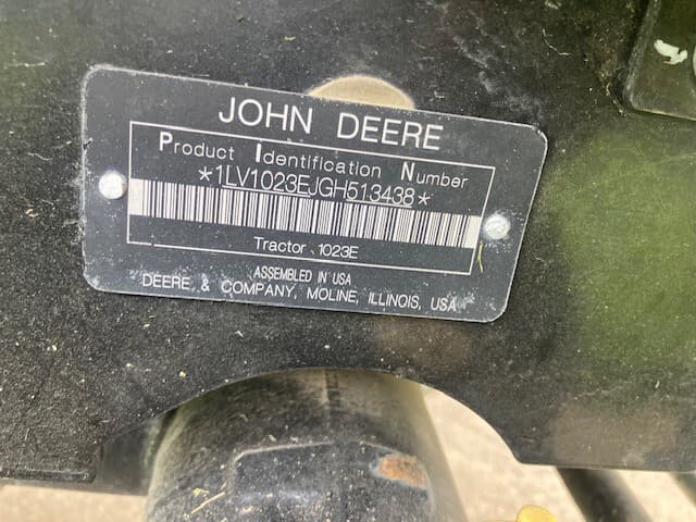 2015 John Deere 1023E Image