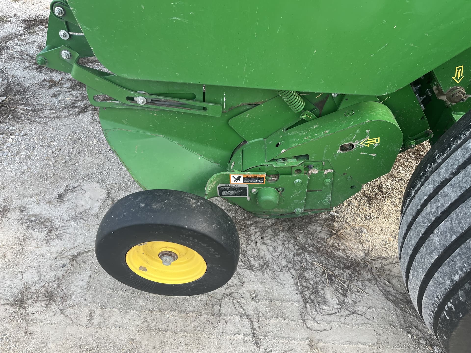 2015 John Deere 559 Image