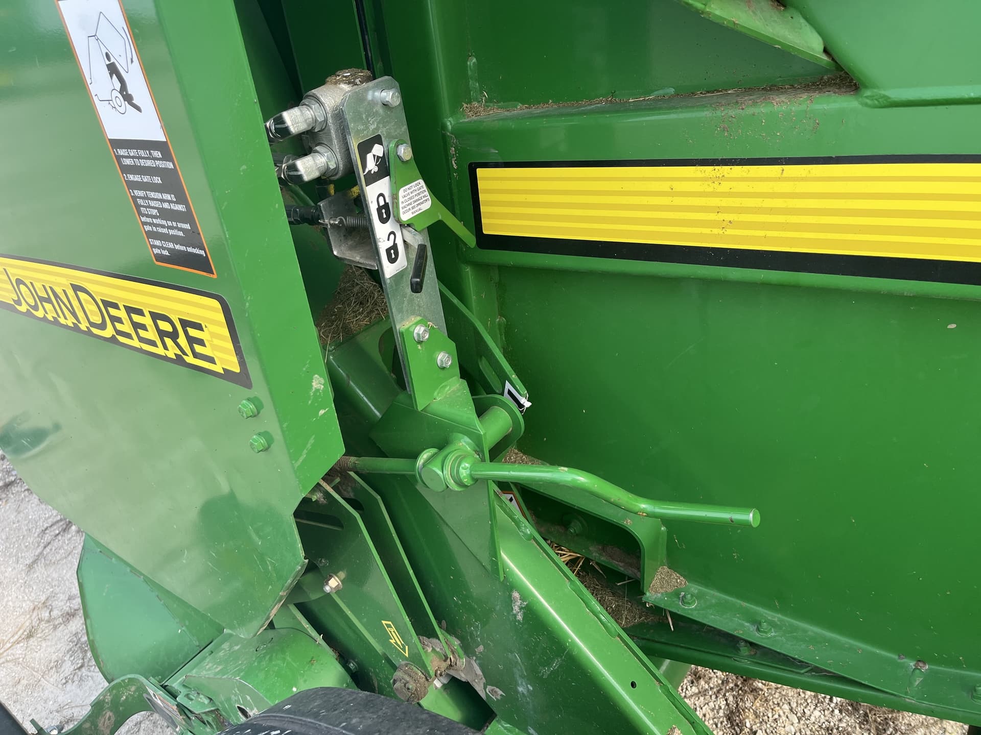 2015 John Deere 559 Image