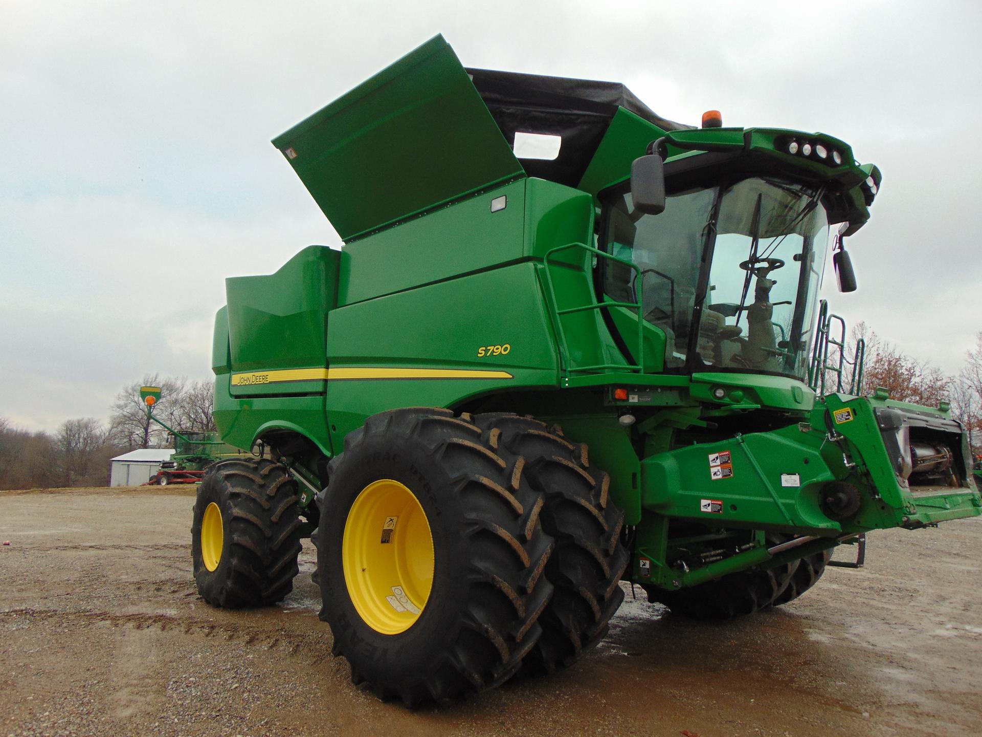 2020 John Deere S790 Image