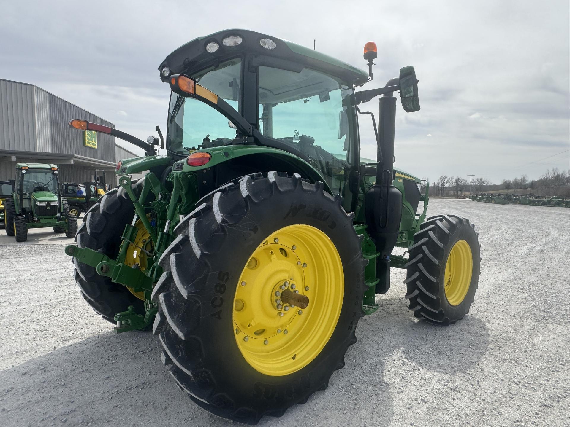2024 John Deere 6R 155 Image