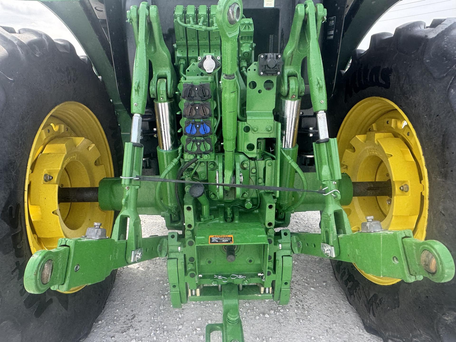 2024 John Deere 6R 155 Image