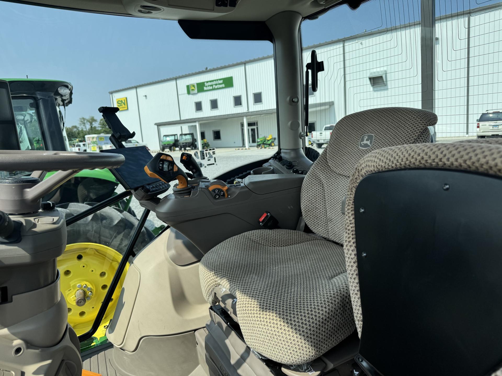 2024 John Deere 6R 120 Image
