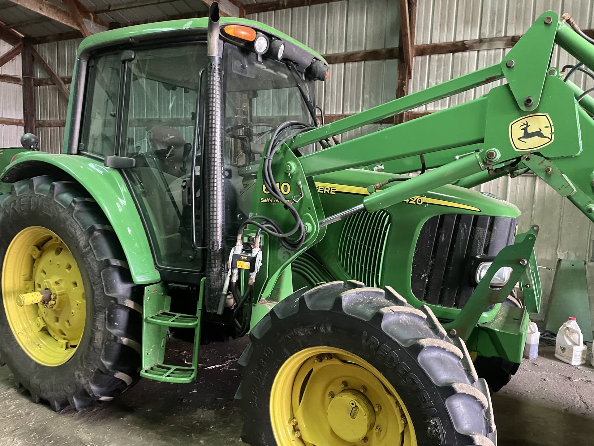 2004 John Deere 6420 Image
