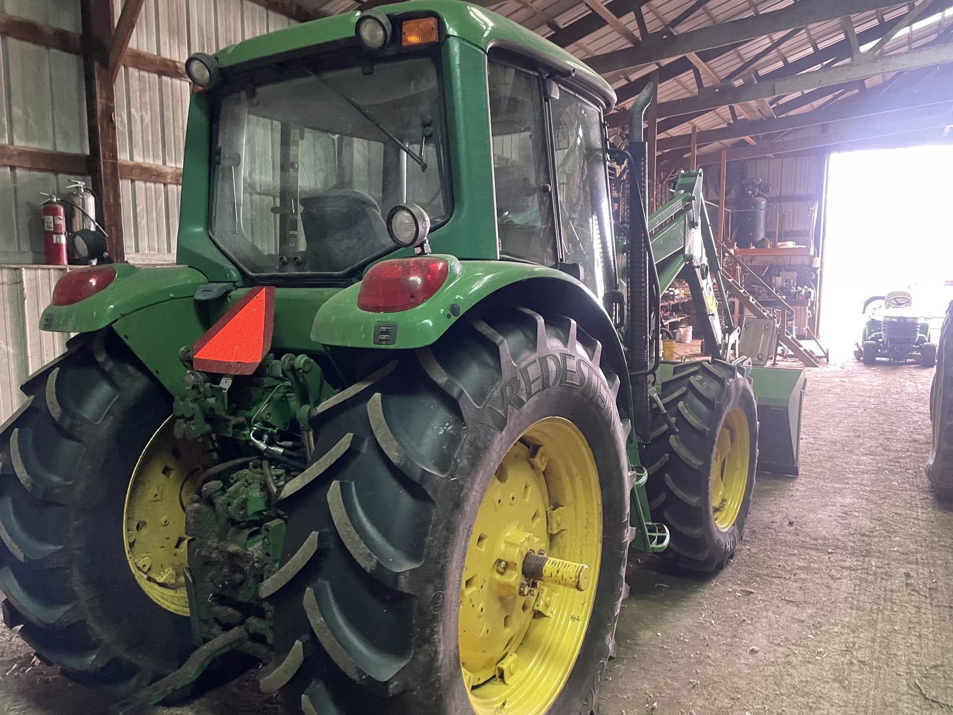2004 John Deere 6420 Image