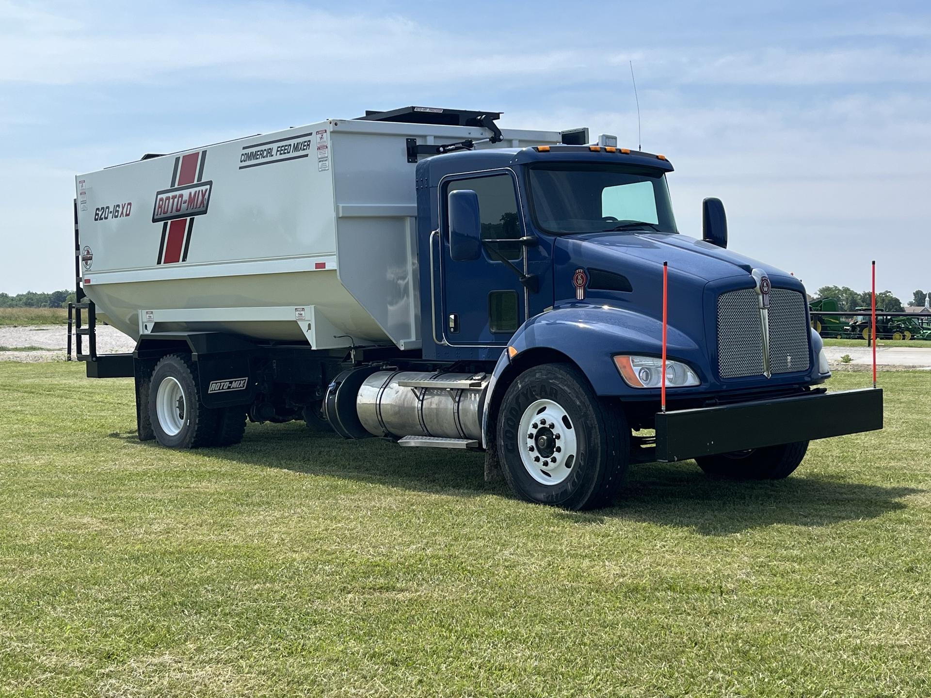 2012 Kenworth T-370 Image