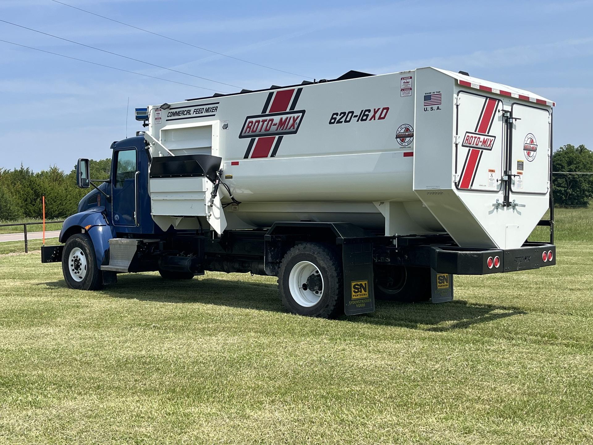 2012 Kenworth T-370 Image