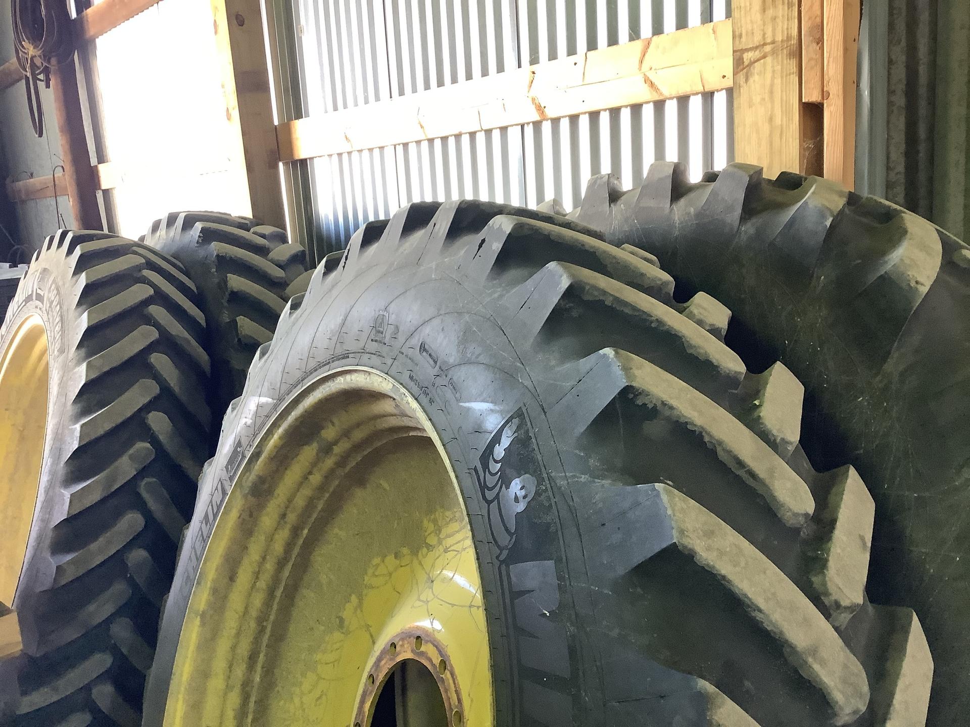 2022 John Deere 410R Image