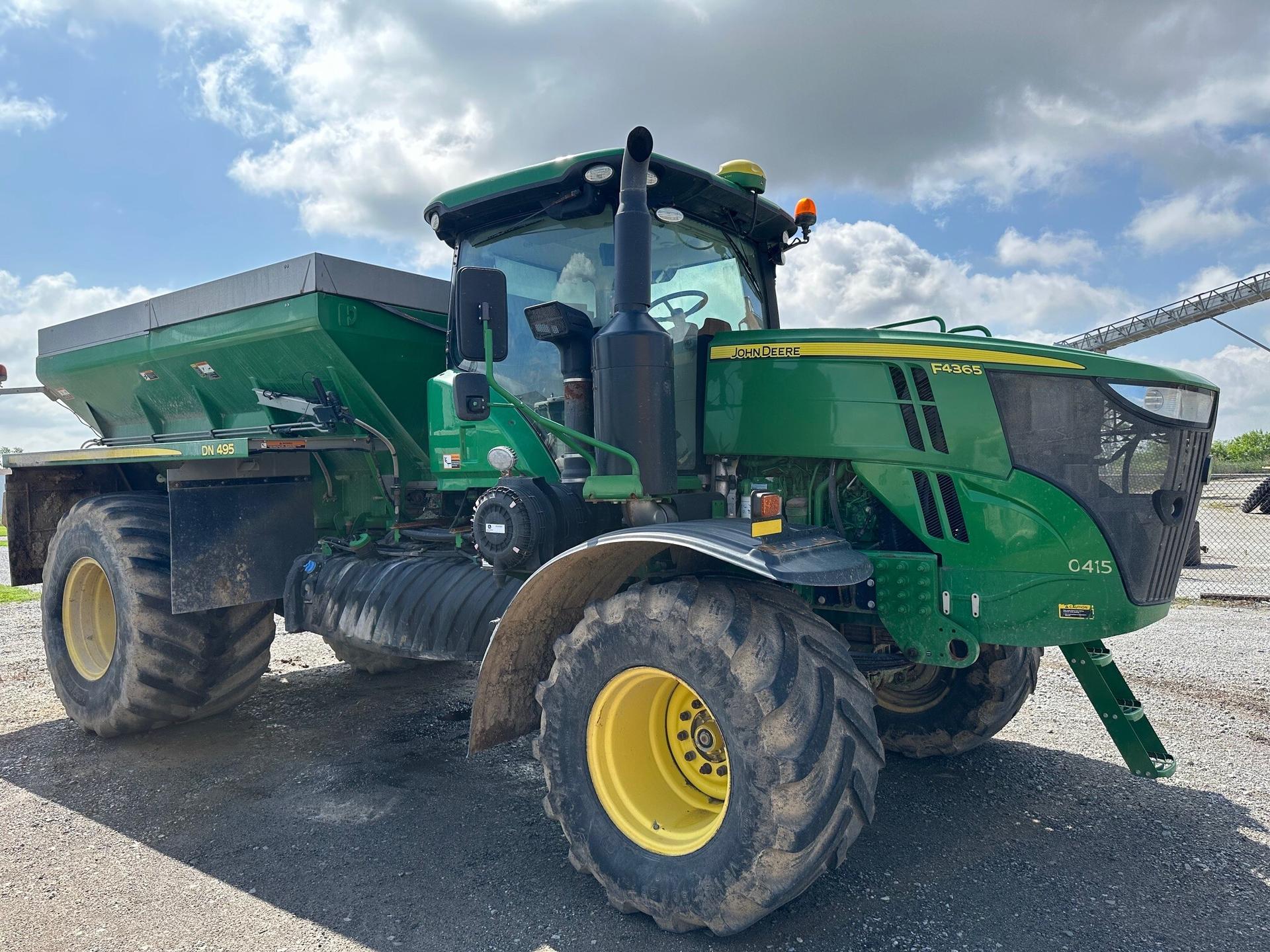 2019 John Deere F4365 Image