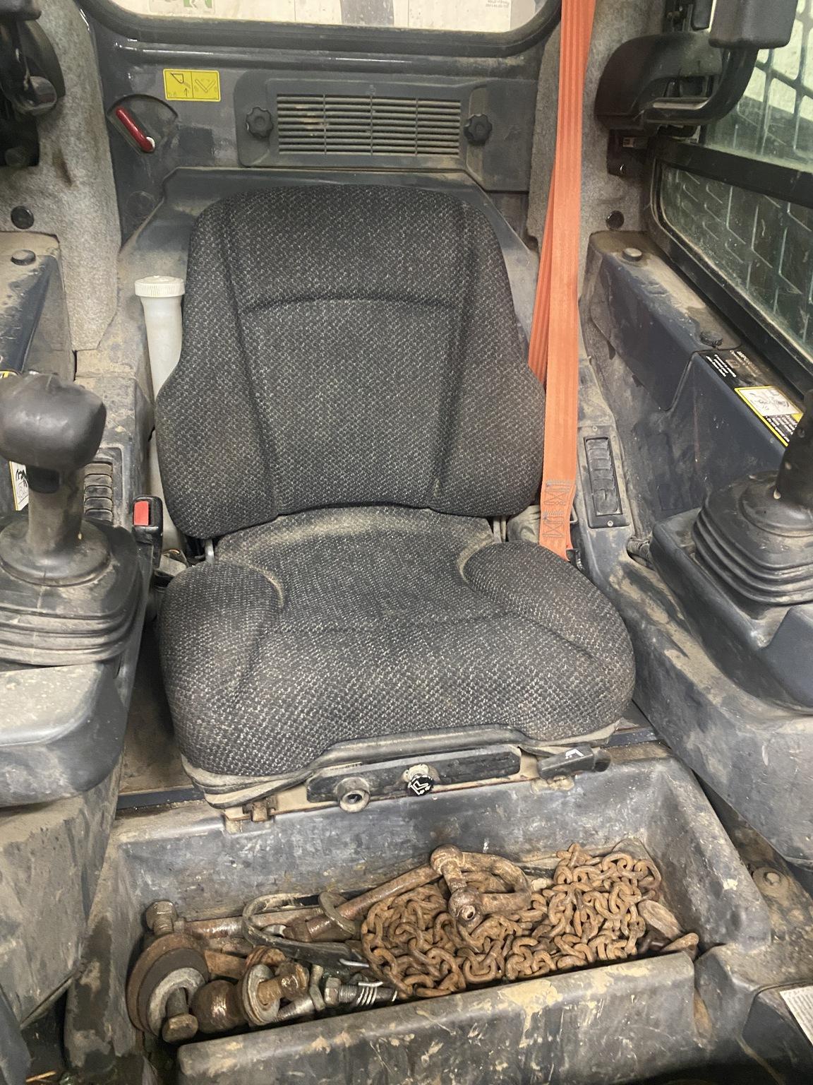 2017 John Deere 333G Image