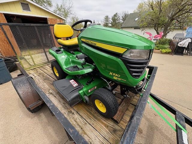 2023 John Deere X330 Image