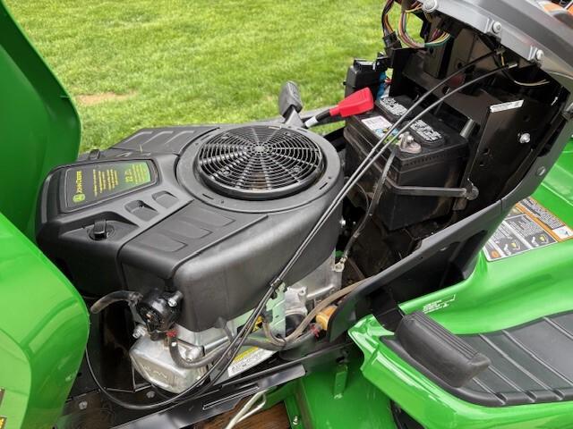 2023 John Deere X330 Image