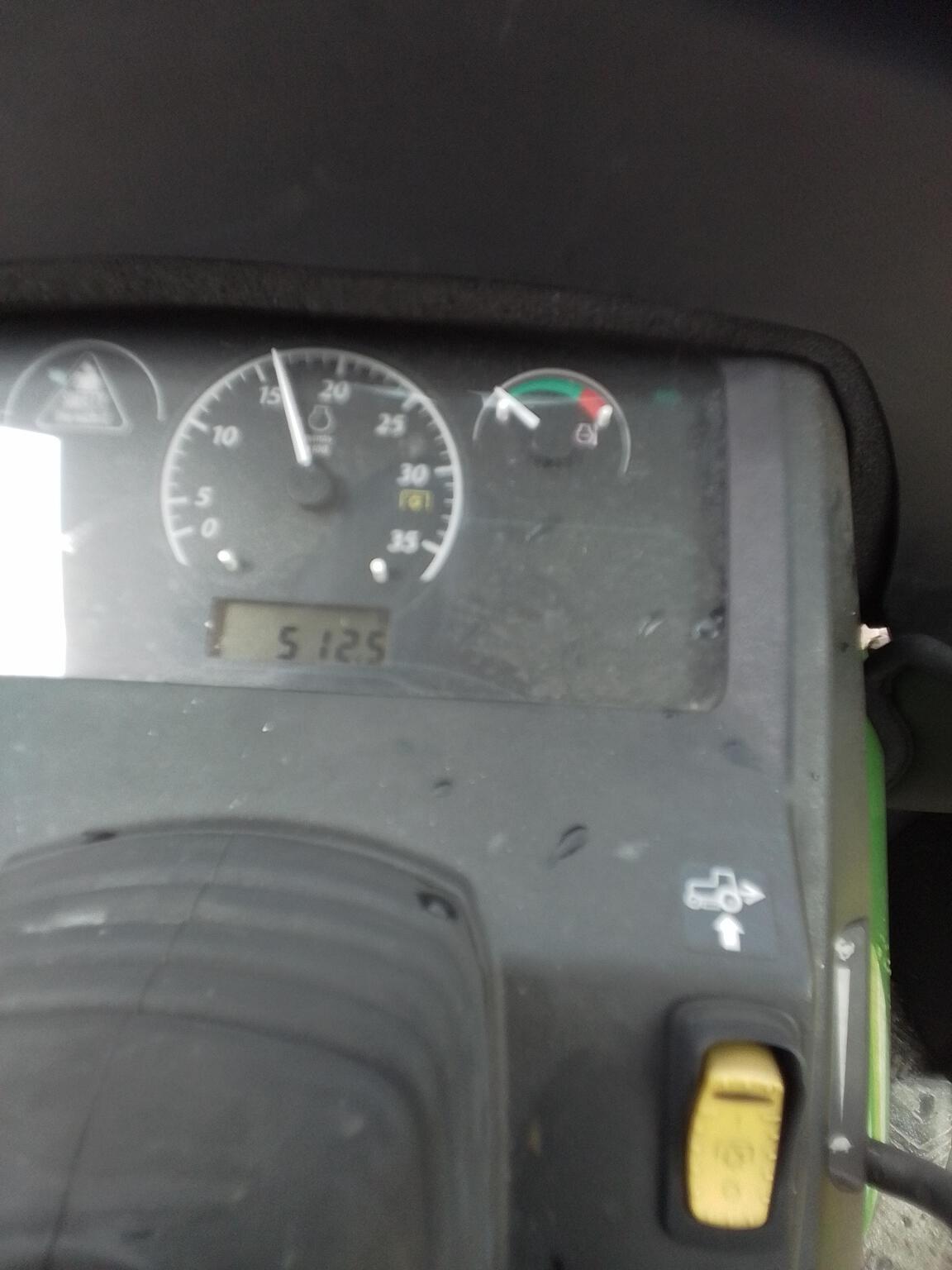 2020 John Deere 1025R Image