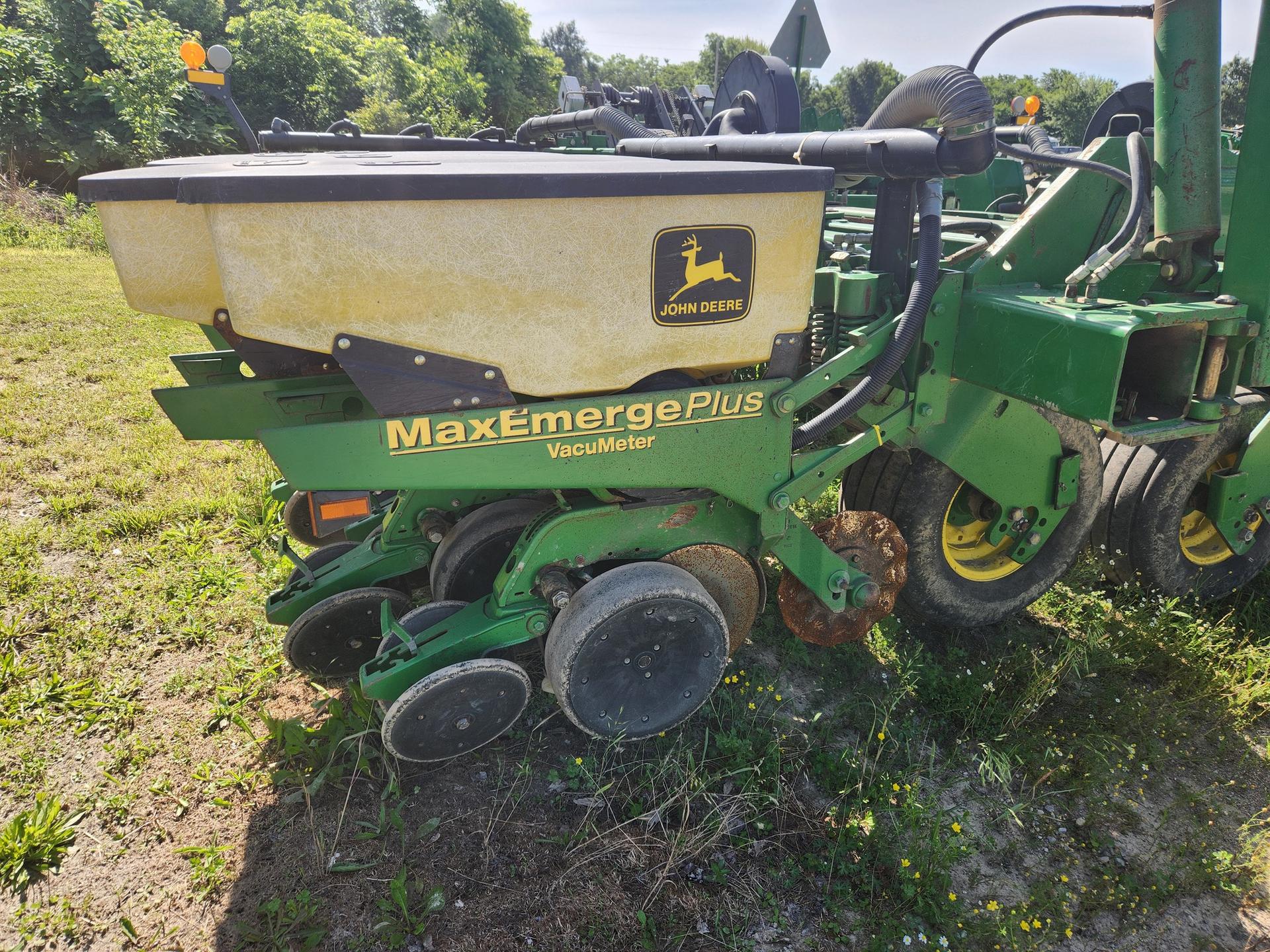1998 John Deere 1780 Image