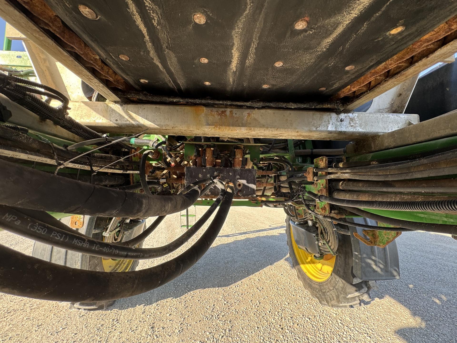 2020 John Deere R4038 Image