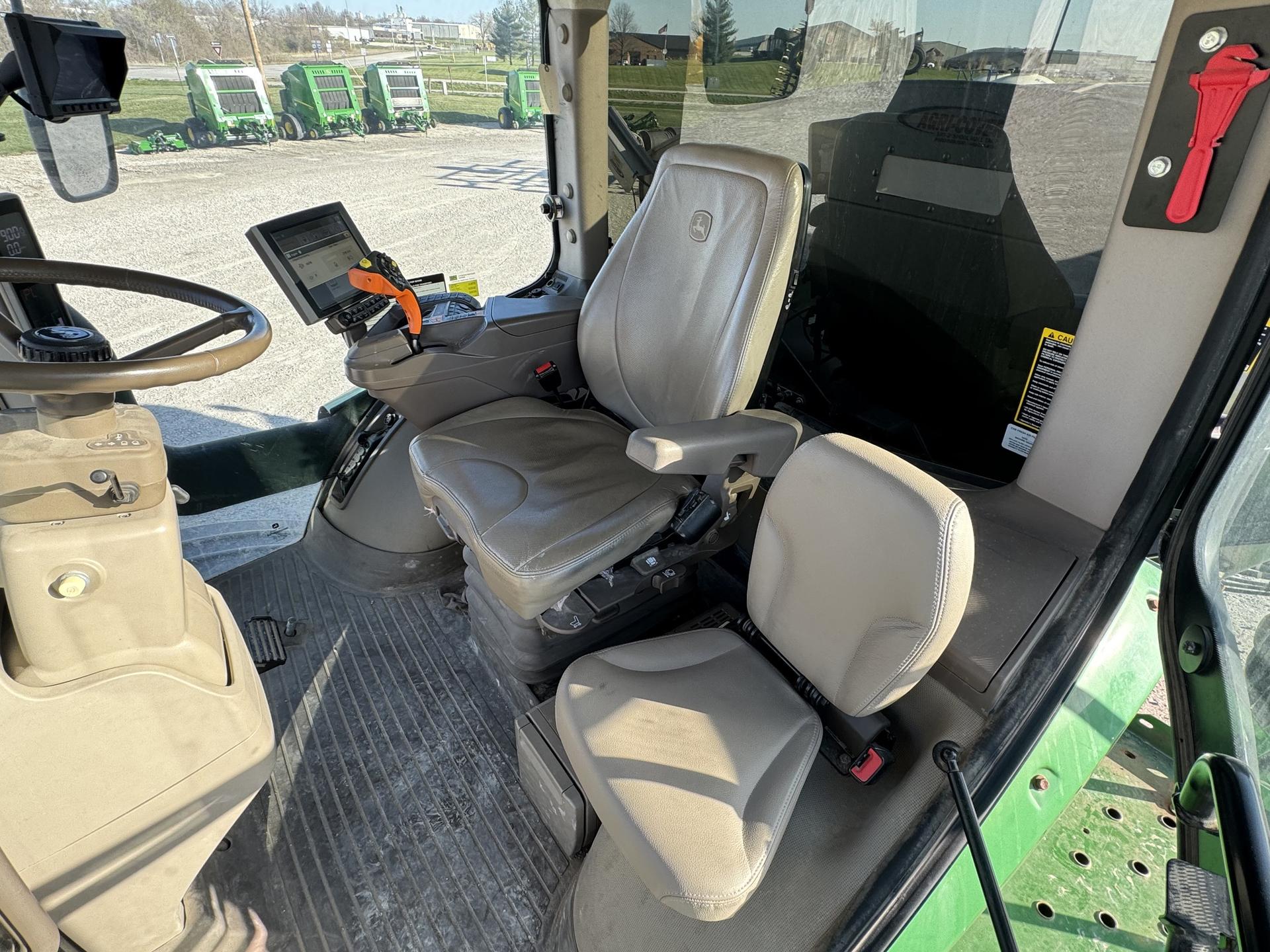 2020 John Deere R4038 Image