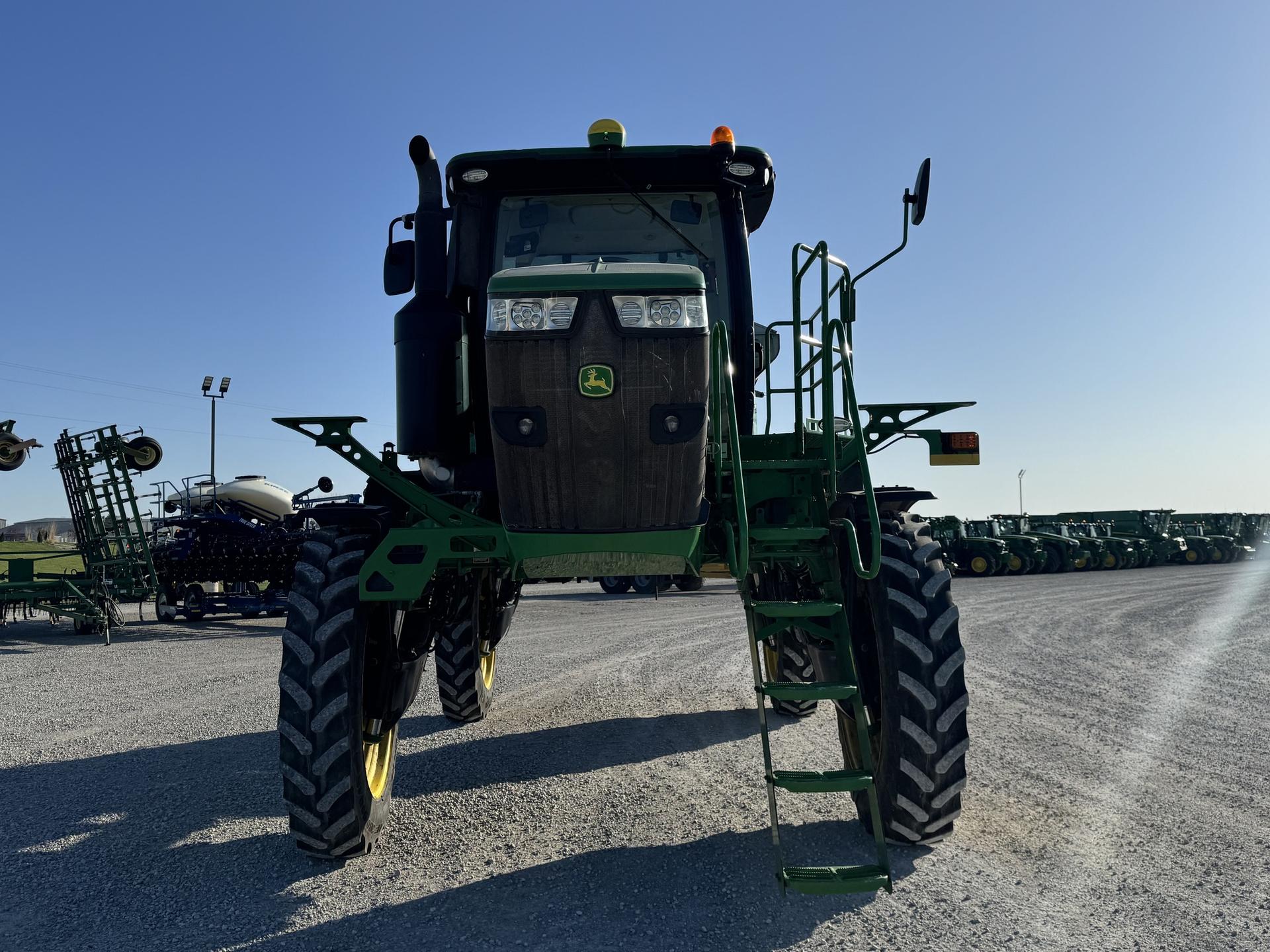 2020 John Deere R4038 Image